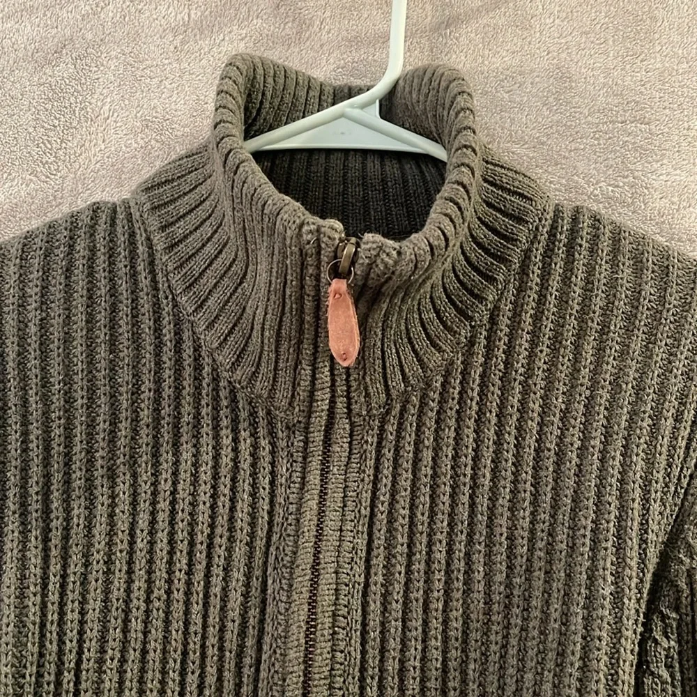 Peak performance Carter zip men’s M Army Green full zip sweater cable double zip
